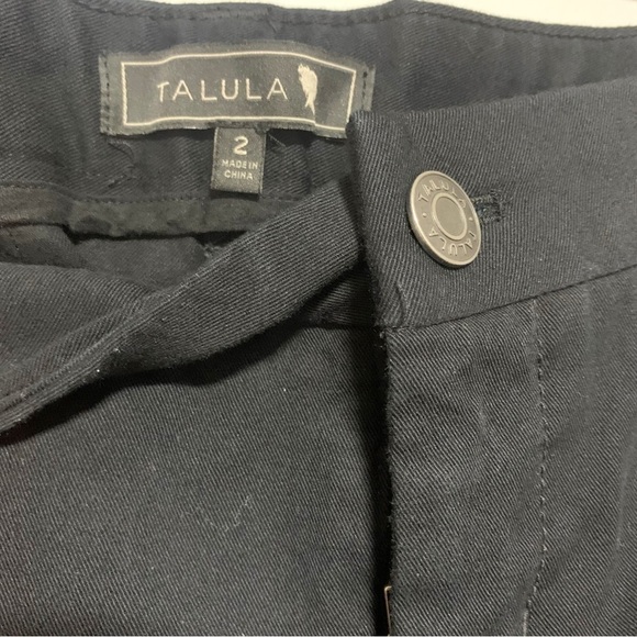 ARITZIA Talula Black Shorts Size 2 - Picture 3 of 9